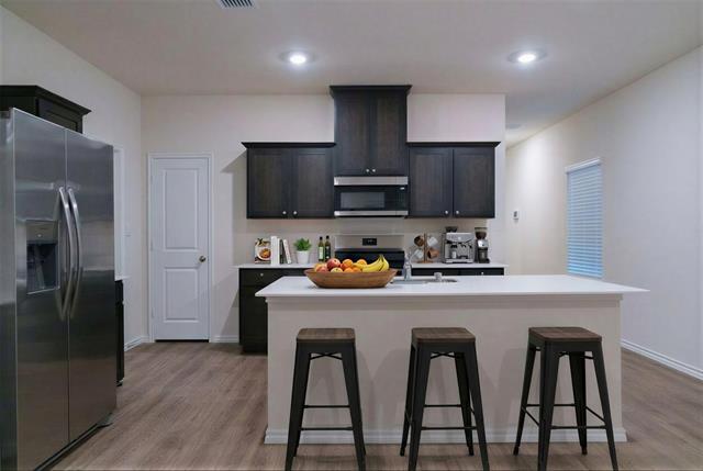 Building Photo - 929 Jefferson Wy