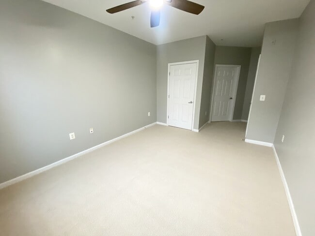 Building Photo - 2465 Army Navy Dr