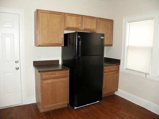 Building Photo - 3583 Chelton Rd