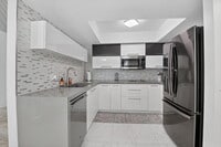 Building Photo - 4310 Village Dr