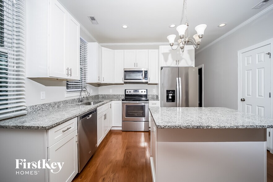 Building Photo - 1331 Addykay Pl