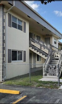 Building Photo - 5271 SW 90th Way
