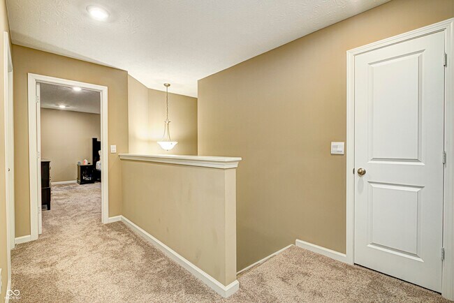 Building Photo - 1728 Gordon Dr