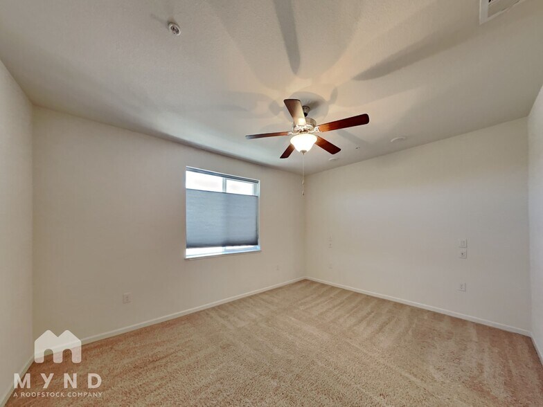 Building Photo - 2988 Silver River Ln