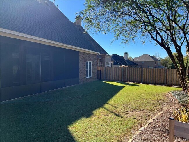 Building Photo - 2230 Wyndgate Dr