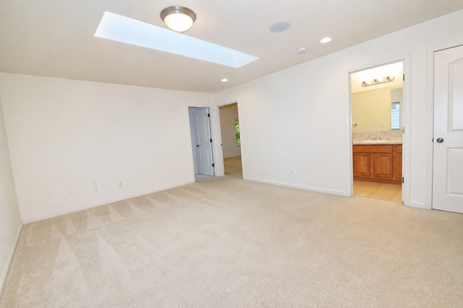 Building Photo - 17178 NW Gables Creek Ln