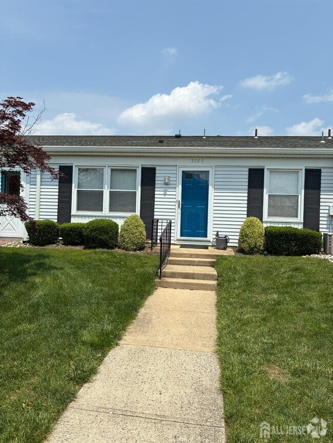 Building Photo - 354 Old Nassau Rd