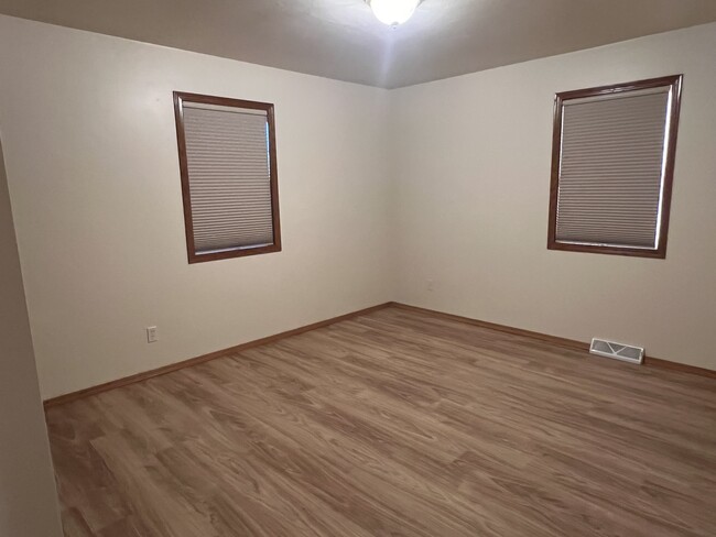 Guest Bedroom2 - 2568 Lopez Ln