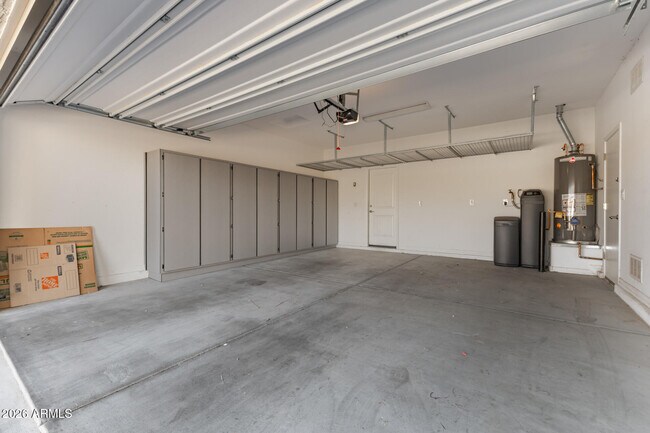 Building Photo - 17771 W Granite View Dr