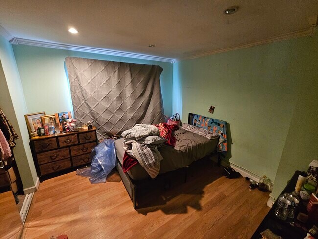 Building Photo - 1910 W Hatherleigh Ct