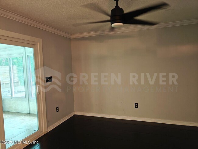 Building Photo - 1549 Sonoma Ct