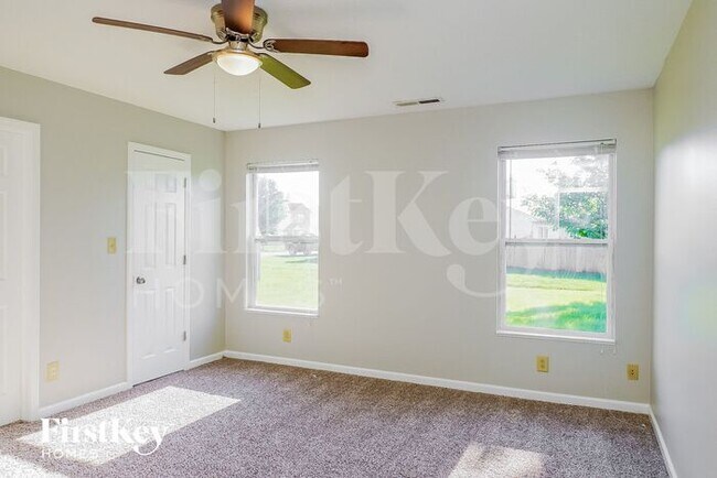 Building Photo - 2431 Copper Hill Dr