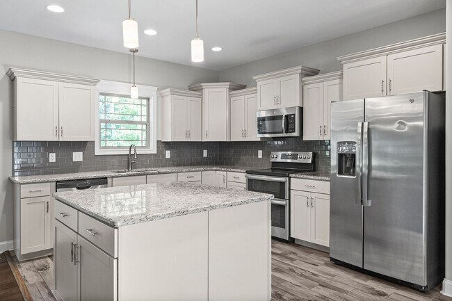 Building Photo - 1381 Morning Star Dr