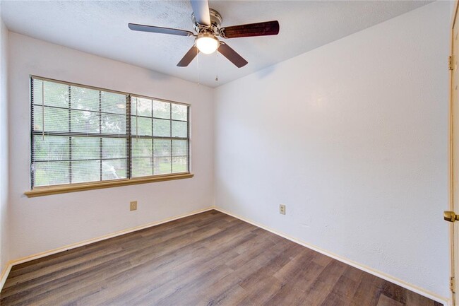 Building Photo - 5811 Mackmiller Dr