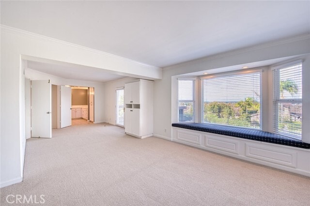 Building Photo - 2641 Alta Vista Dr