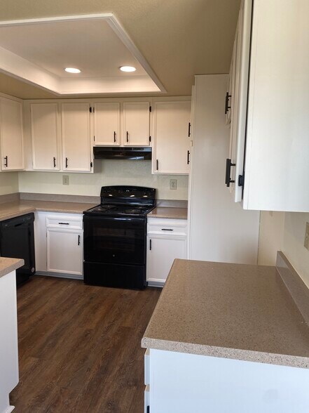 Building Photo - 1388 Villa Glen Ln