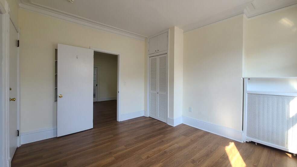 Building Photo - 135 72nd St