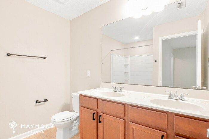 Building Photo - 438 Walnut Dr
