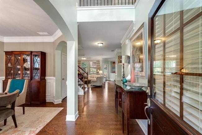 Building Photo - 10957 Waters Rd