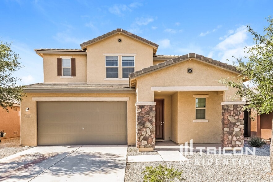 Primary Photo - 40859 W Portis Dr