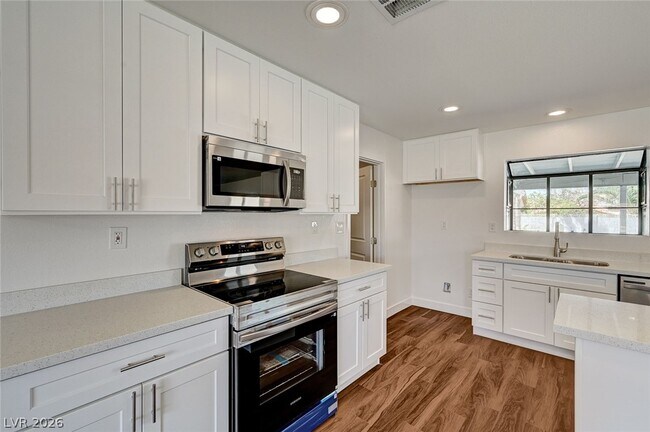 Building Photo - 1580 Quarter Horse Dr