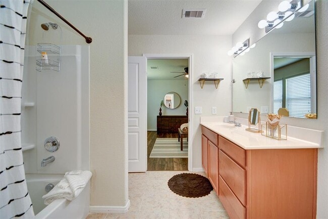 Building Photo - 6807 Alum Rock Ln