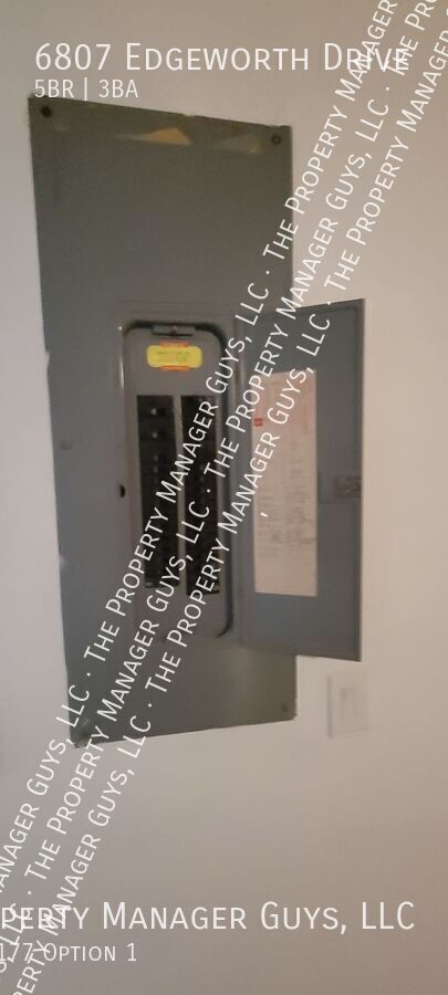 Building Photo - 6807 Edgeworth Dr