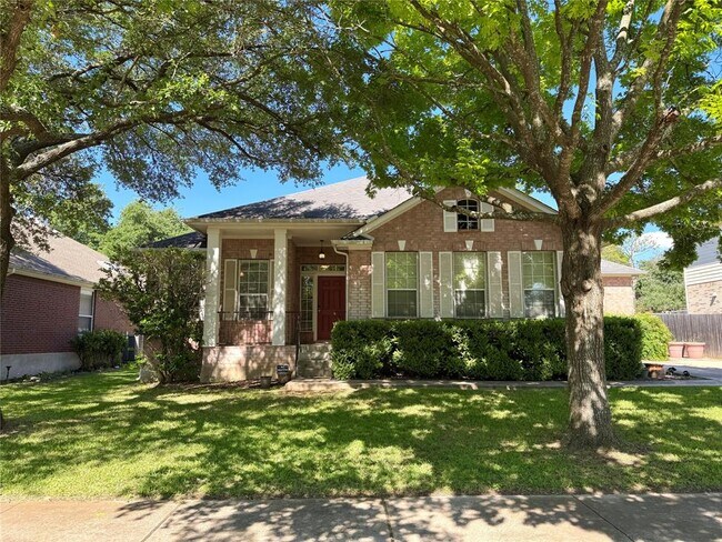 Building Photo - 1104 Vanderbilt Cir