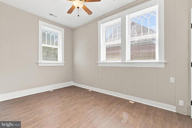 Building Photo - 132 N Braddock St