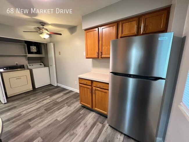 Building Photo - 68 New Market Dr