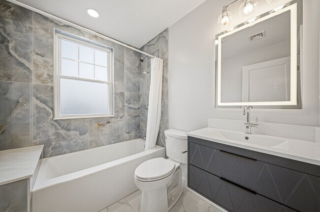 Building Photo - 9 Logan Ave