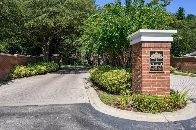 Building Photo - 1150 Vineland Pl