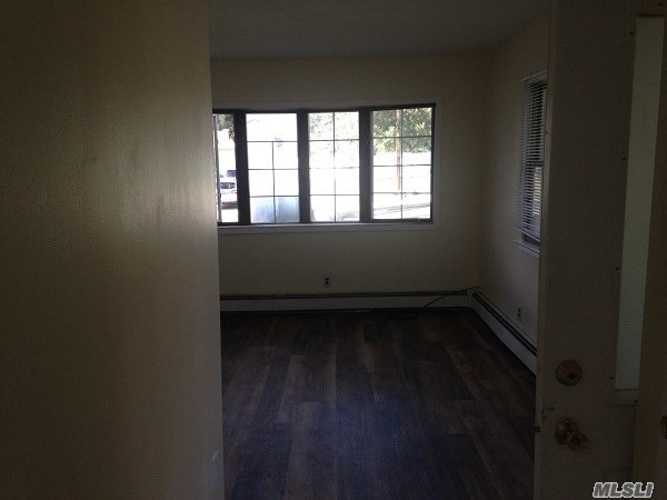 Building Photo - 17 Shamrock Ln