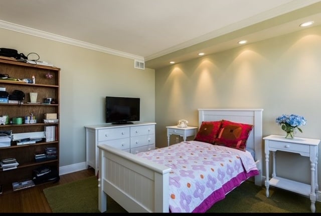 Second bedroom - 11 Island Ave