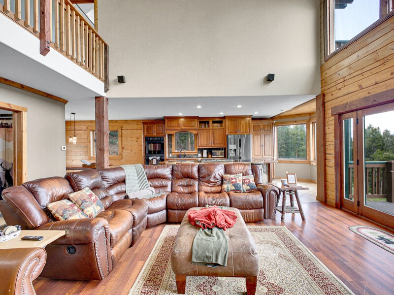 Building Photo - 785 Warren Gulch Rd