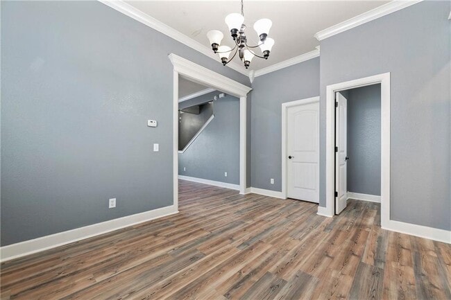 Building Photo - 5207 S 65th Pl