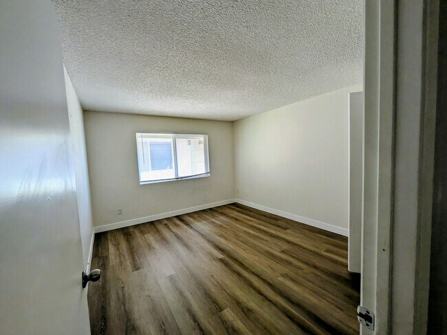 Building Photo - 4146 Trevor Ln