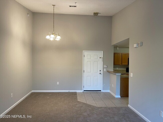 Building Photo - 9575 Amarante Cir
