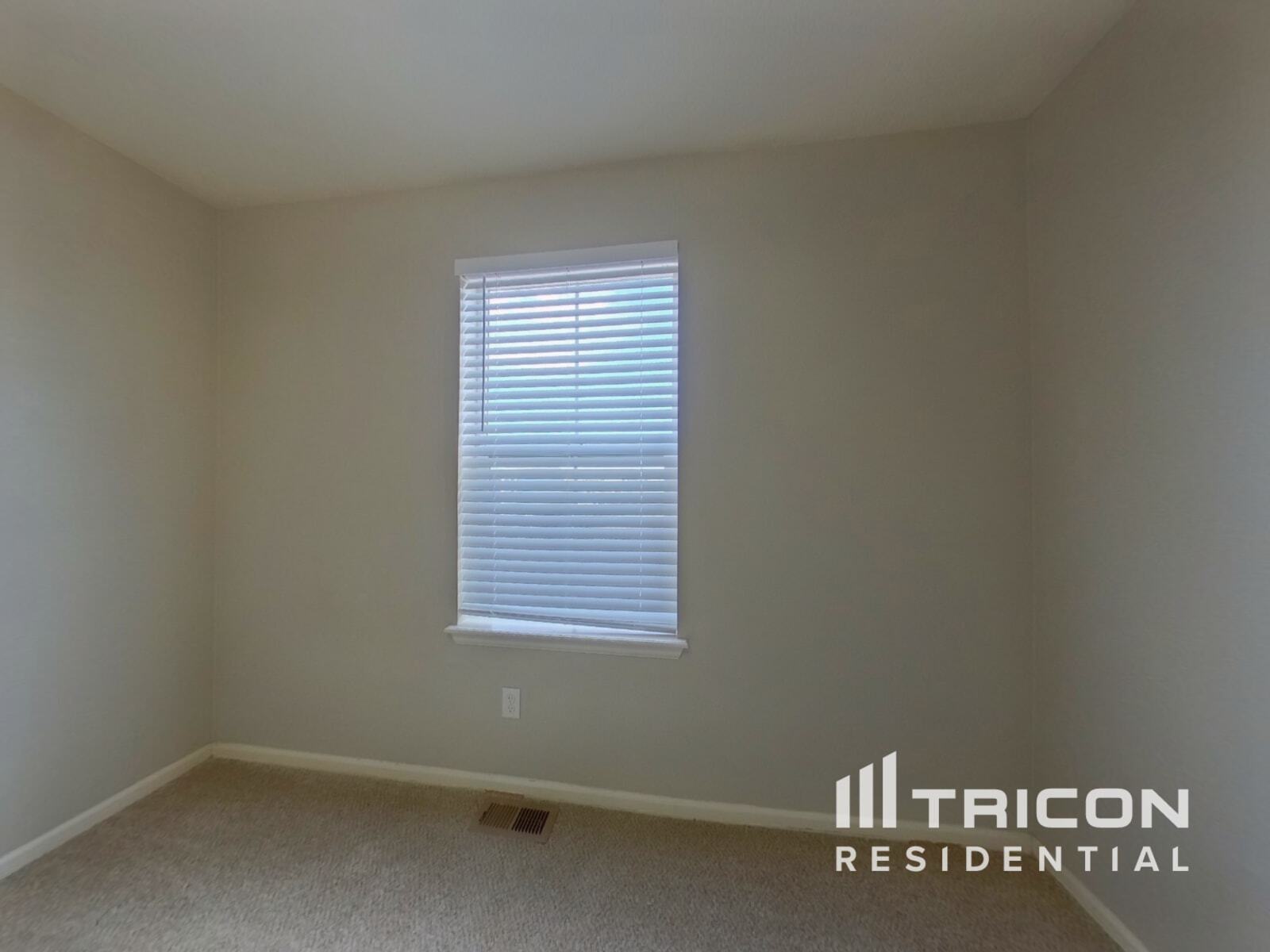 Building Photo - 6354 N Genoa Way