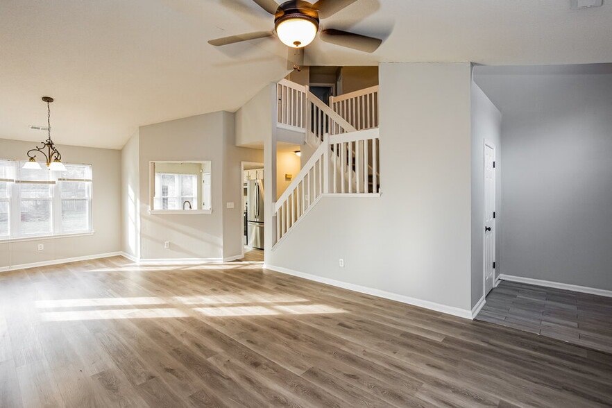 Building Photo - 9101 Merlot Ln