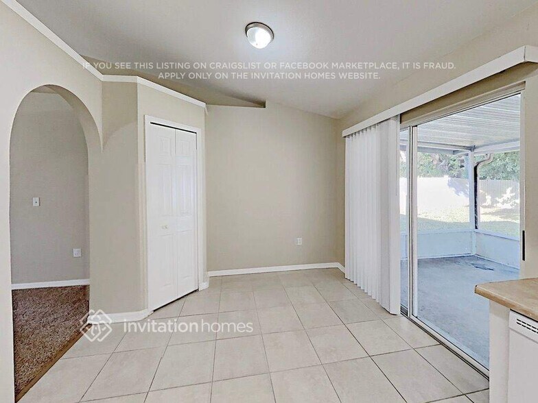Building Photo - 641 Stevelynn Cir