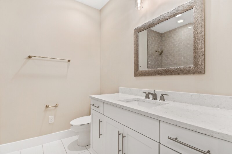 Building Photo - 109 W Orlando St