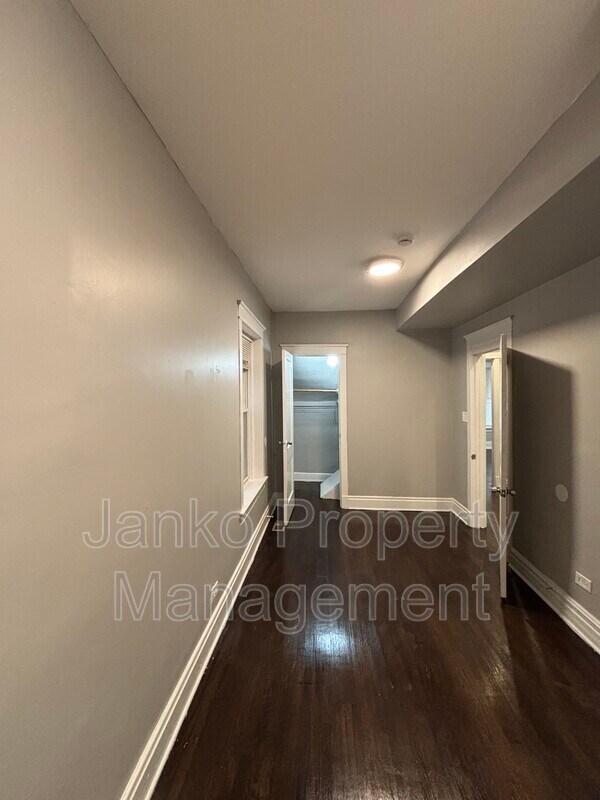 Building Photo - 6738 S Prairie Ave