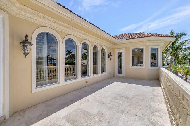 Building Photo - 953 Banyan Dr