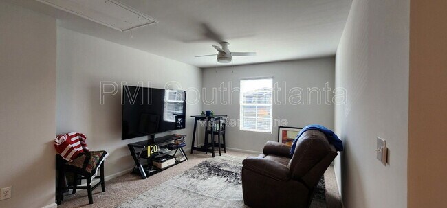 Building Photo - 7124 Timberland Trl