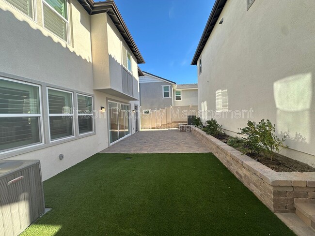 Building Photo - 97 S Nevada Ave