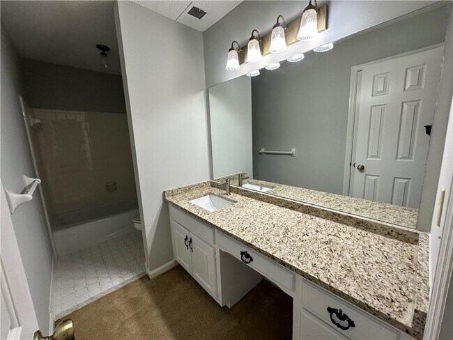 Building Photo - 10570 Turner Rd