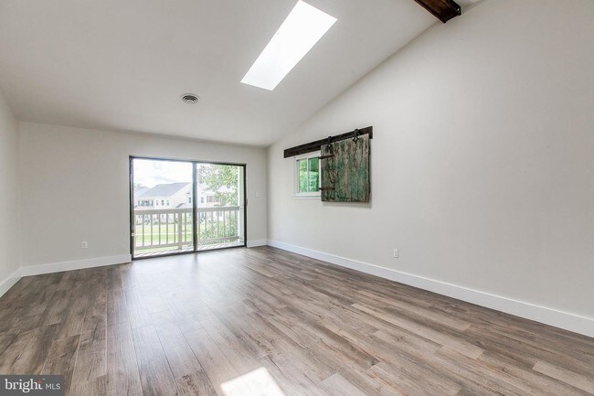 Building Photo - 10286 White Pelican Way