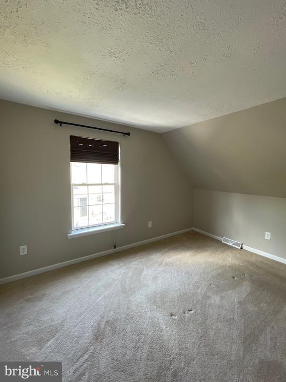 Building Photo - 6344 Piney Ridge Dr