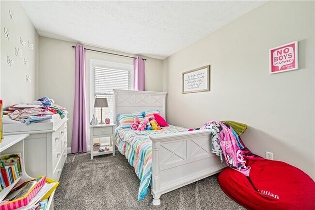 Building Photo - 143 Aberdeen Dr